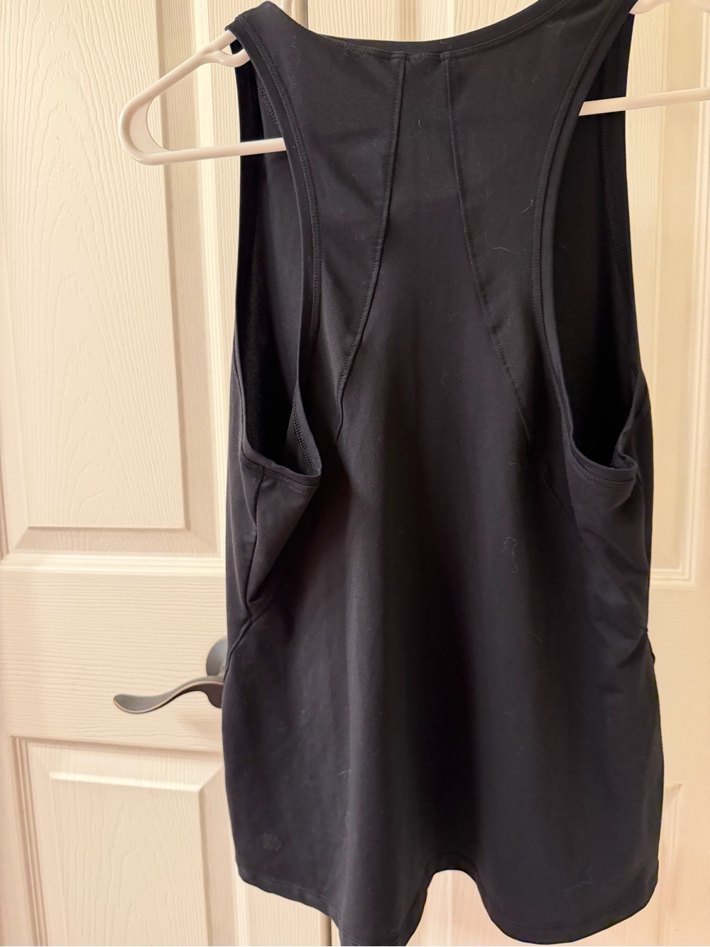 all in motion Black Women's Muscle Tank work out top - Picture 4 of 4